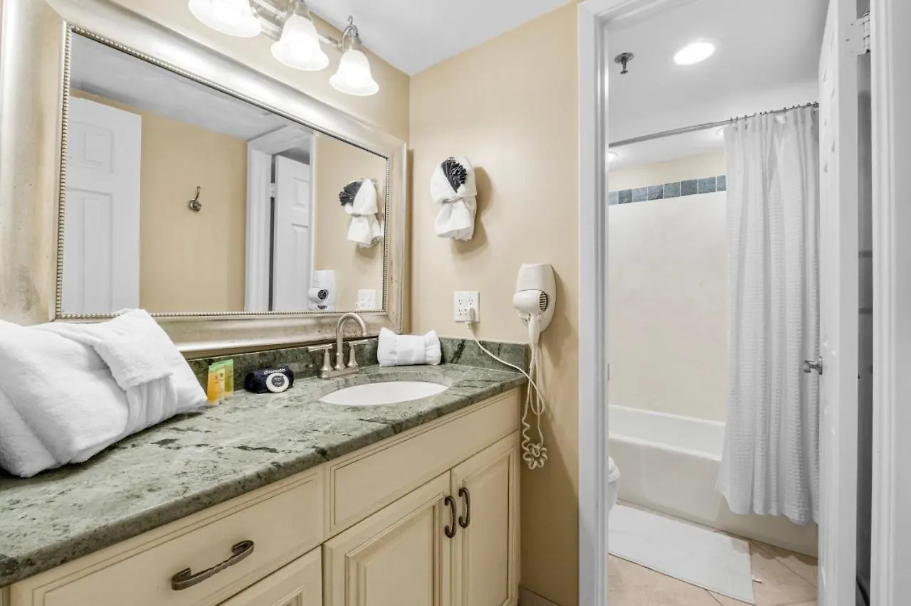 Holiday home New 30 Foot Oceanfront Balcony Oceanfront Pool Villa Destin United States