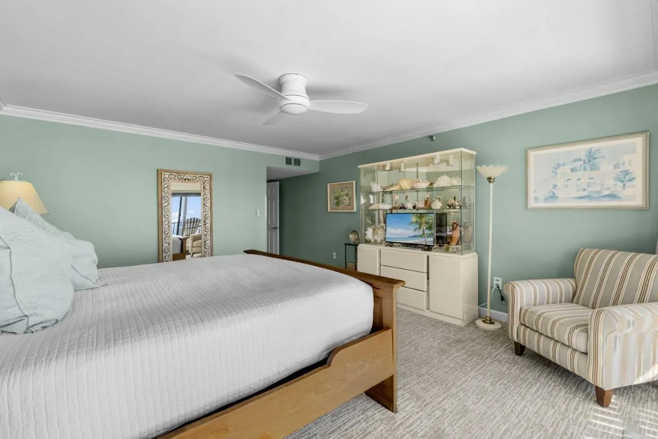 New 30 Foot Oceanfront Balcony Oceanfront Pool Villa Destin Holiday home